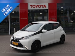 Toyota Aygo X - X-PLAY 5-DEURS AIRCO CRUISE LM-VELGEN AUDIO-STUURWIELBED. LED-DAGRIJ BLUETOOTH CAMERA