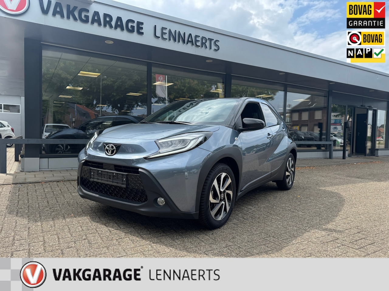 Toyota Aygo X - 1.0 VVT-i S-CVT envy 1.0 VVT-i S-CVT Envy, navi, carplay, pdc v+a, Rijklaarprijs - AutoWereld.nl