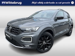 Volkswagen T-Roc - 1.5 TSI 150pk Sport Black Style DSG Automaat App-connect / Achterklep, elektrisch bedienba