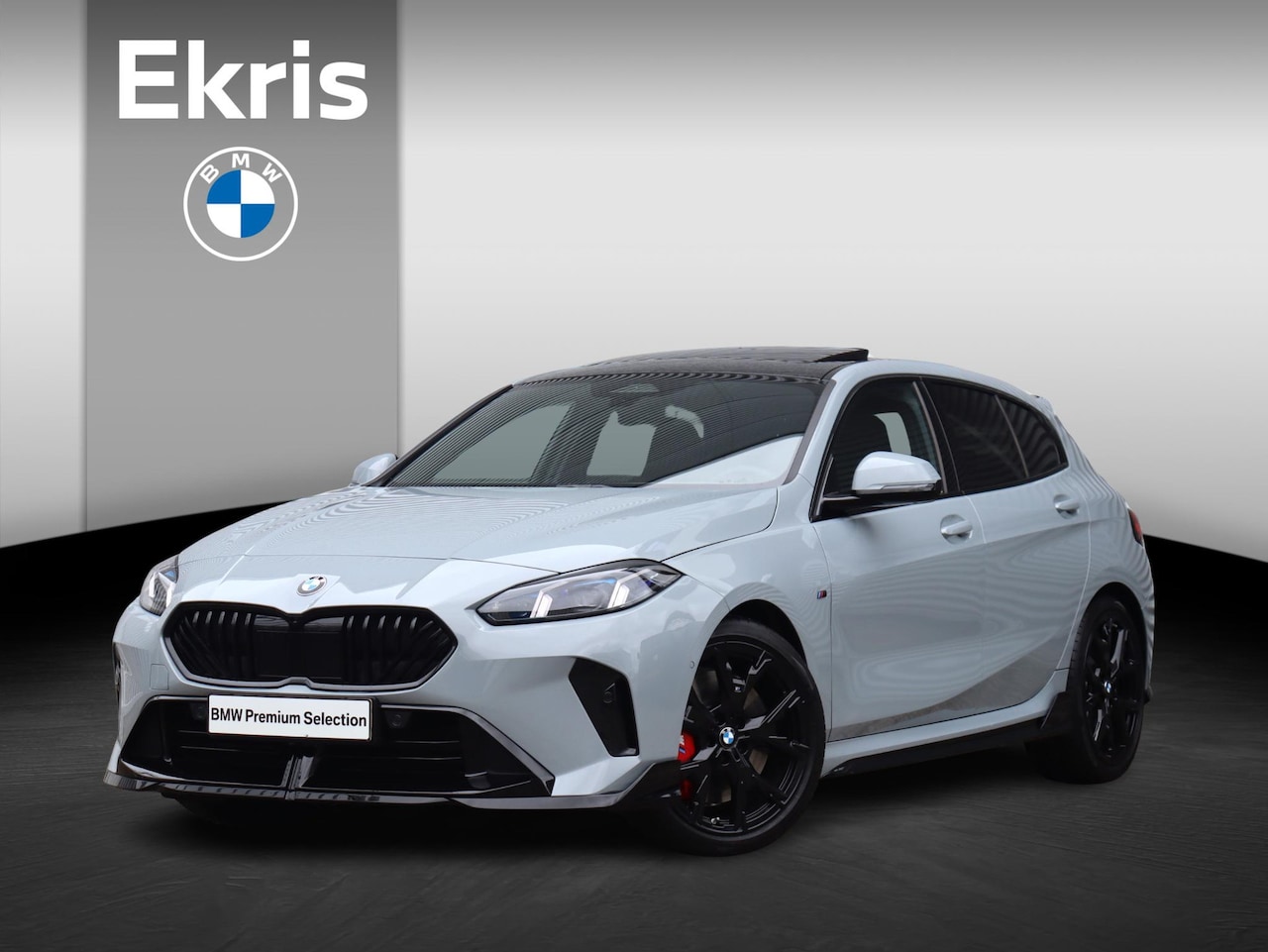 BMW 1-serie - 120 | M Sportpakket Pro | Panodak | Harman Kardon | Comfort Access | Elekrt. Achterklep | - AutoWereld.nl