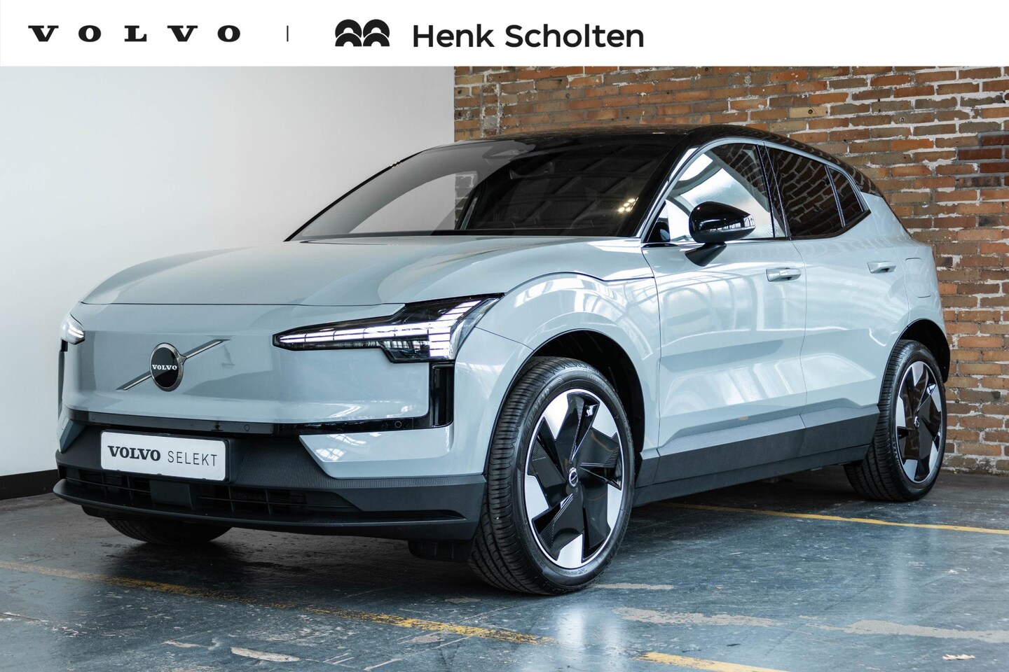 Volvo EX30 - Single Motor Extended Range Plus 69 kWh | Getint Glas Achter |  Adaptieve Cruise Control | - AutoWereld.nl