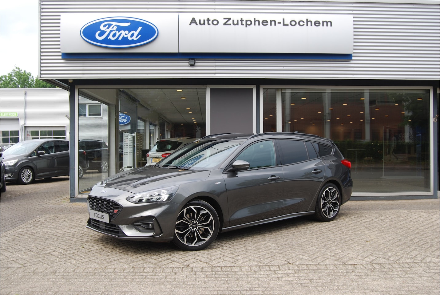 Ford Focus Wagon - 1.5 EcoBoost ST Line X Business 150pk LED | WINTERPACK | CLIMATE | CAMERA | 18 INCH | 150 - AutoWereld.nl