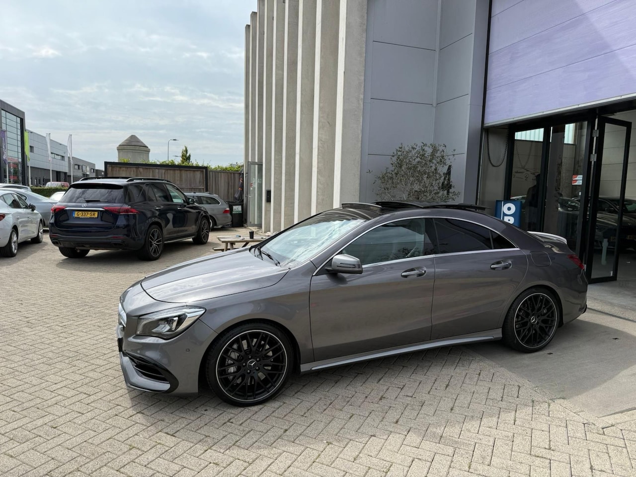 Mercedes-Benz CLA-Klasse - AMG 45 4MATIC Facelift! PANO! 19INCH! INRUIL MOGELIJK! - AutoWereld.nl