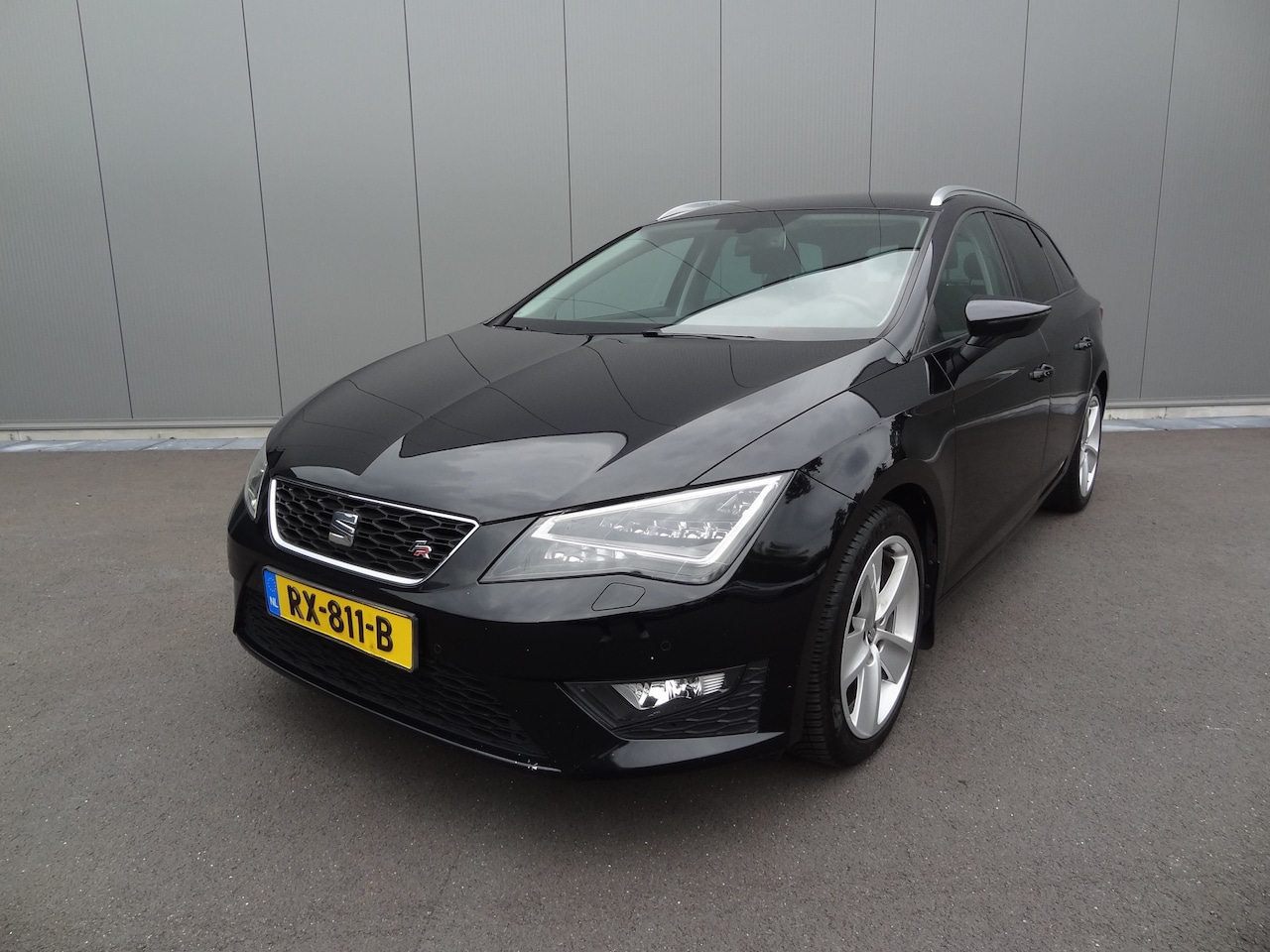 SEAT Leon ST - 1.4 TSI ACT | FR Dynamic | TREKHAAK | ECC | CRUISE - AutoWereld.nl
