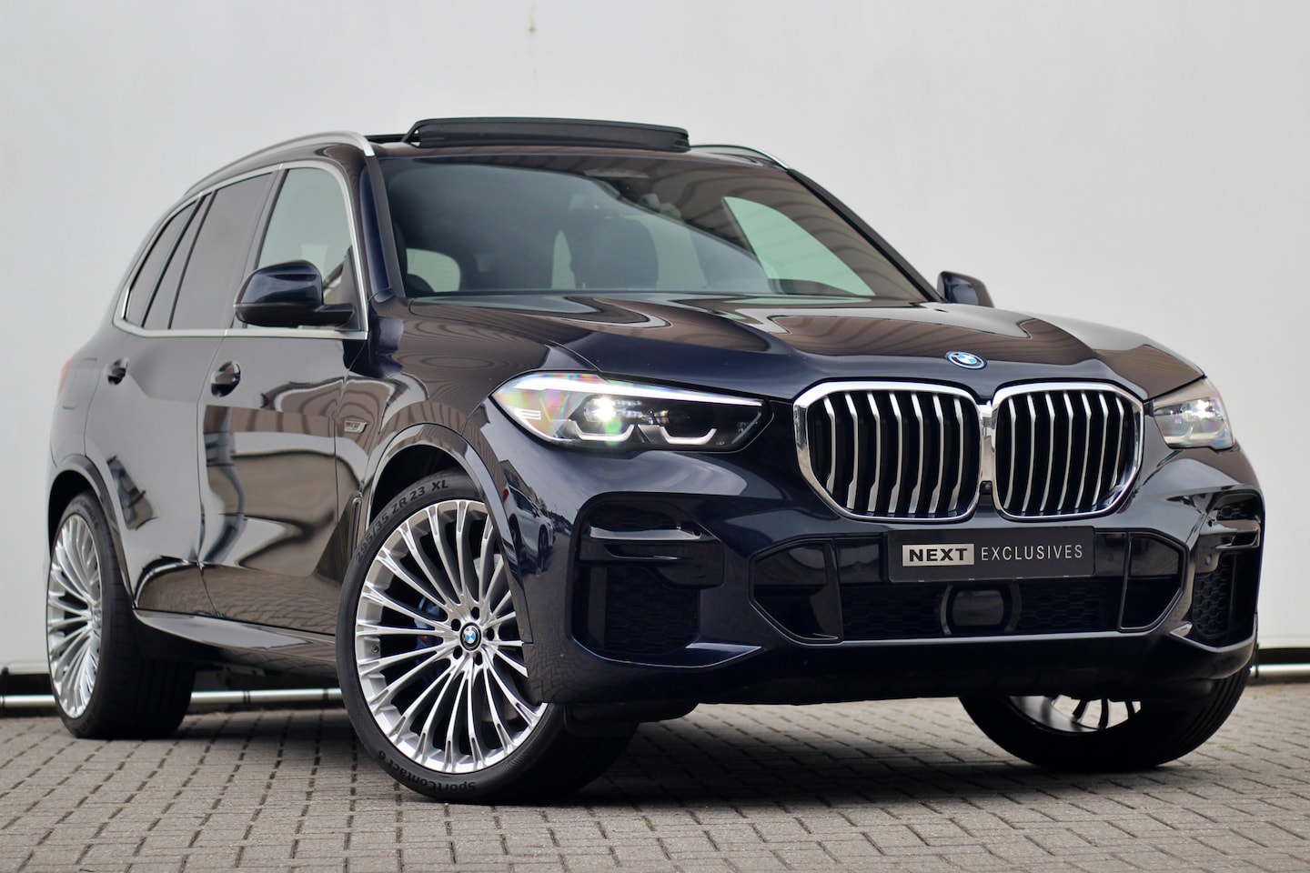 BMW X5 - xDrive45e High Executive | M-sport | Pano | 23 inch | 360 | BTW - AutoWereld.nl