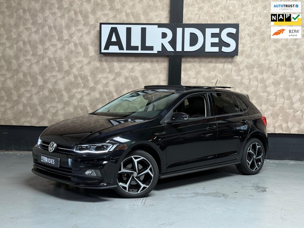 Volkswagen Polo - 1.6 TDI Highline | pano | automaat | R-line | Virtual dash | Camera - AutoWereld.nl
