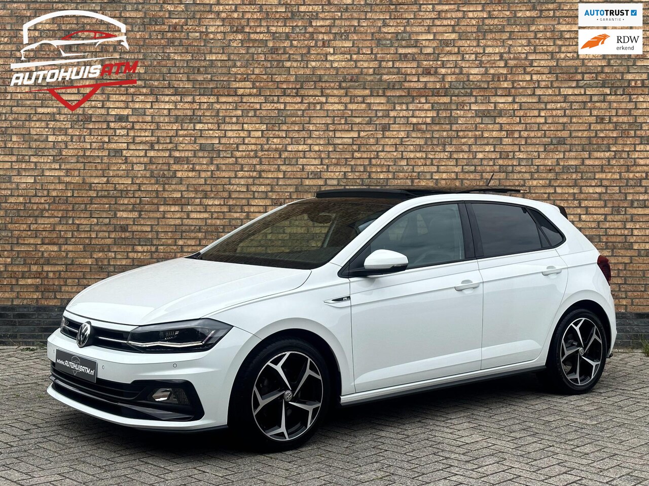 Volkswagen Polo - 1.0 TSI 2x R-line Pano Led Stoelvw Climatr - AutoWereld.nl