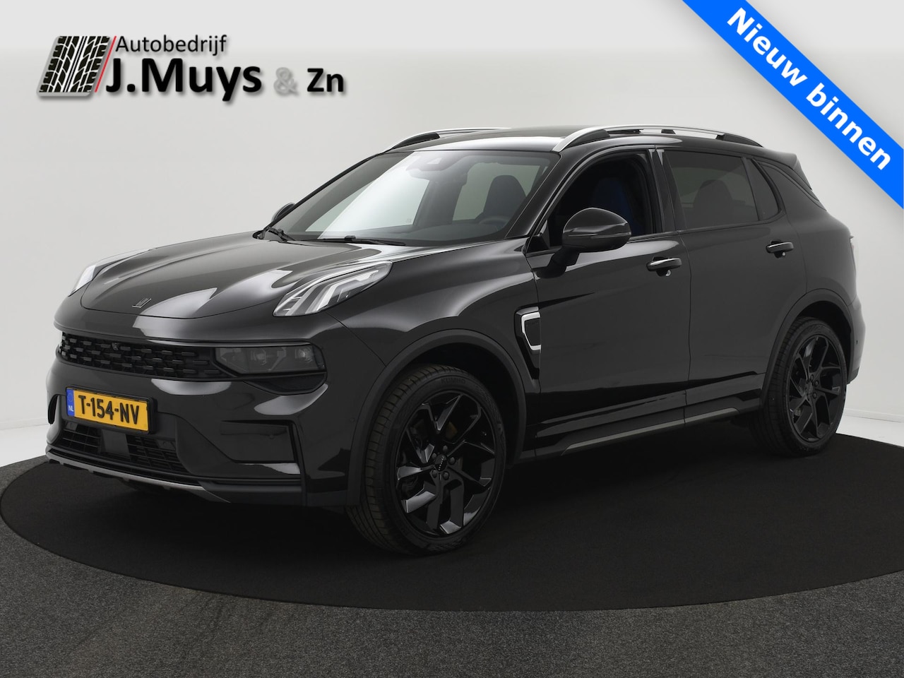 Lynk & Co 01 - 1.5 PHEV 262PK BLACKEDITION ZWARTE HEMEL|PANODAK|ACC|BLIS|360CAMERA|MEMORYSTOEL - AutoWereld.nl