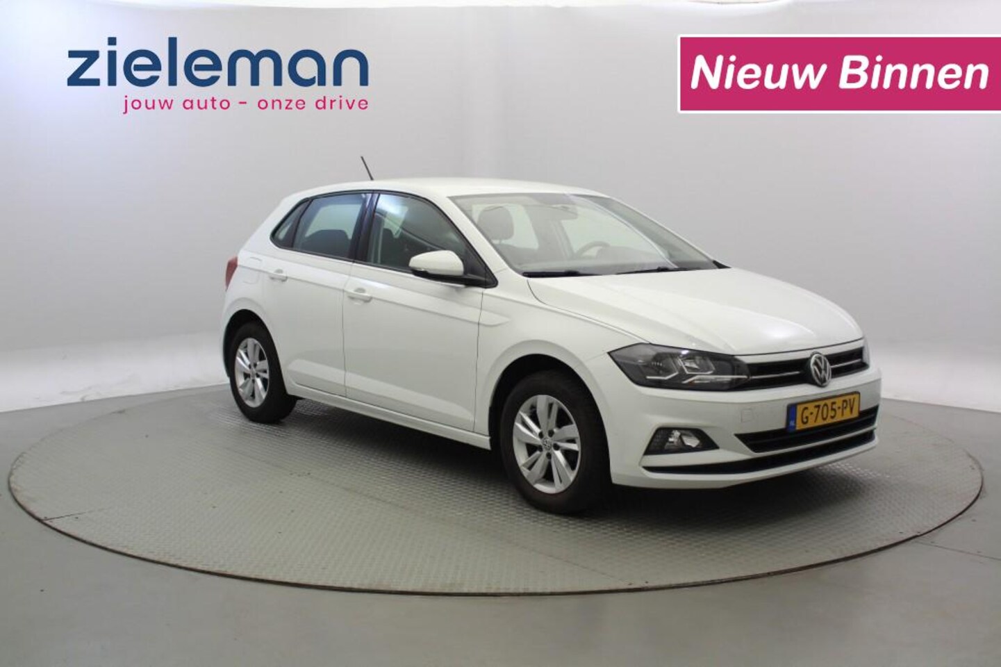 Volkswagen Polo - 1.0 TSI Comfortline - Carplay, adaptive cruise, LM Velgen - AutoWereld.nl