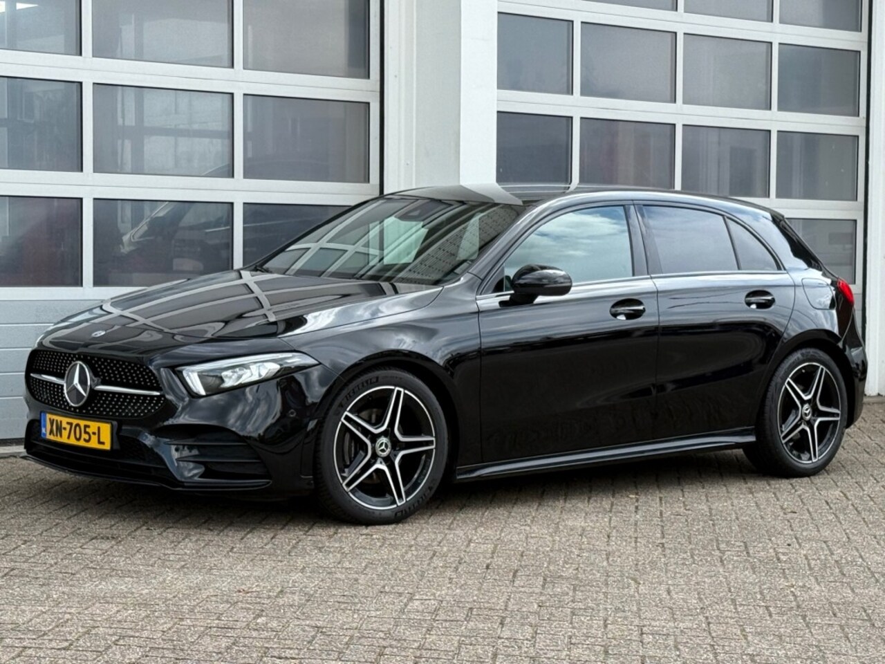 Mercedes-Benz A-klasse - A180 Business Solution AMG Navi Camera Widescreen - AutoWereld.nl