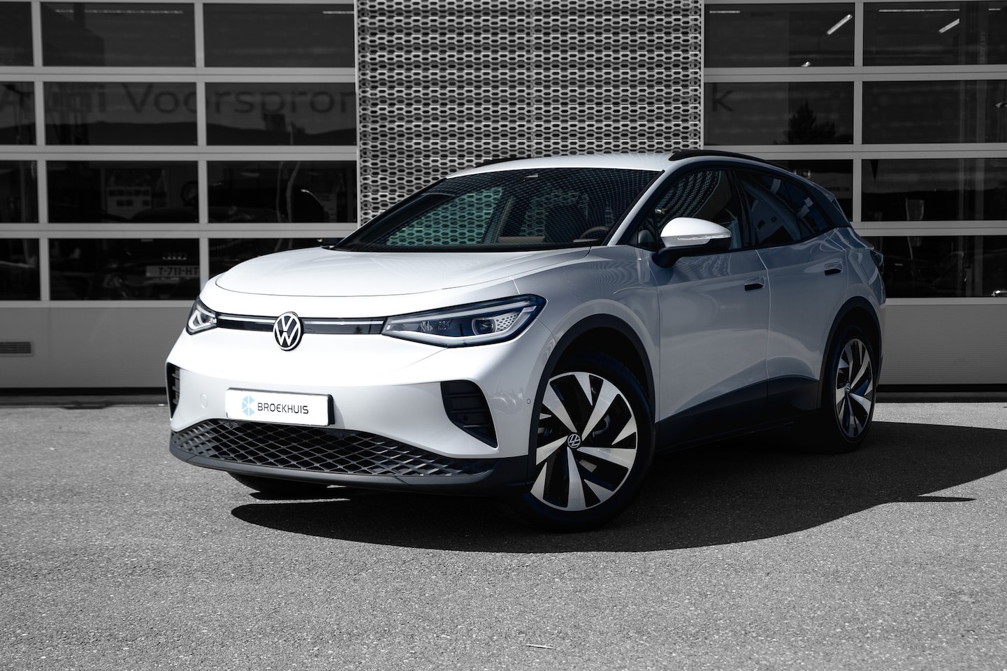 Volkswagen ID.4 - Pro Business | 'App-Connect' draadloze smartphone integratie | 20" lichtmetalen velgen 'Dr - AutoWereld.nl