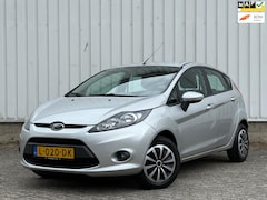 Ford Fiesta - 1.25 Trend Trekhaak, Airco, Stoelverwarming, ElektrischeRamen, 5Deurs, Apk tot 05-05-2026