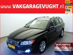 Volvo V70 - T4 180pk Nordic+ Winter Line AUTOMAAT 72dkm NL-auto