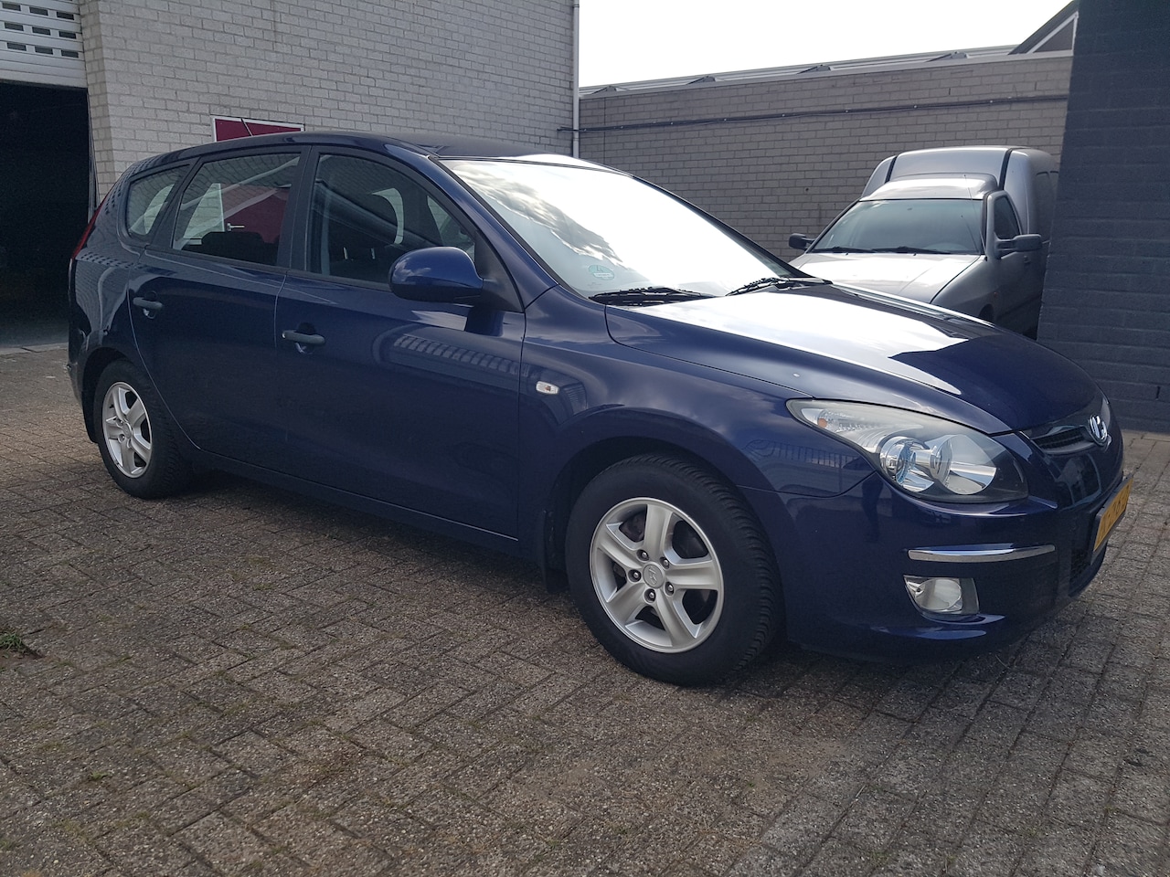 Hyundai i30 CW - 1.6i Active - AutoWereld.nl