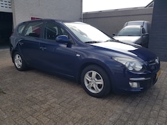Hyundai i30 CW - 1.6i Active