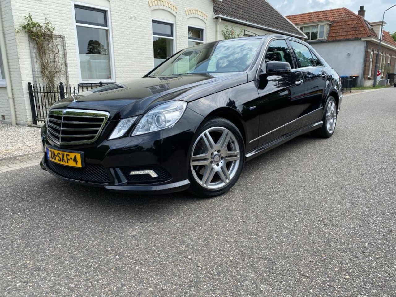 Mercedes-Benz E-klasse - 200 CGI AMG Avantgarde Automaat,18 Inch AMG Velgen,Nap,Enz. - AutoWereld.nl
