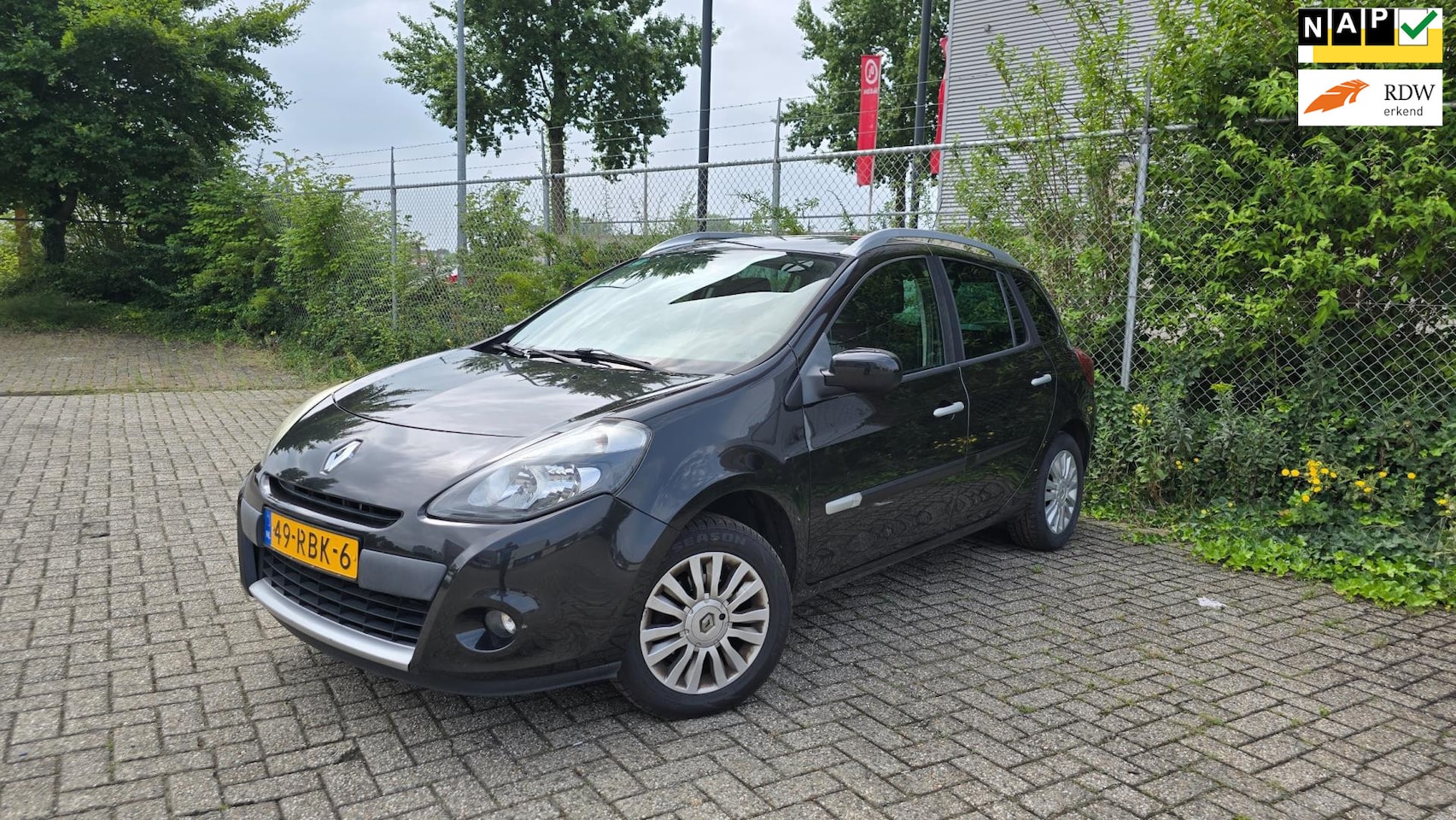 Renault Clio Estate - 1.2-16V Collection 1.2-16V Collection - AutoWereld.nl