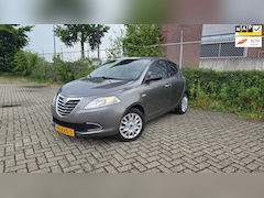 Lancia Y(psilon) - Ypsilon 0.9 TwinAir Silver