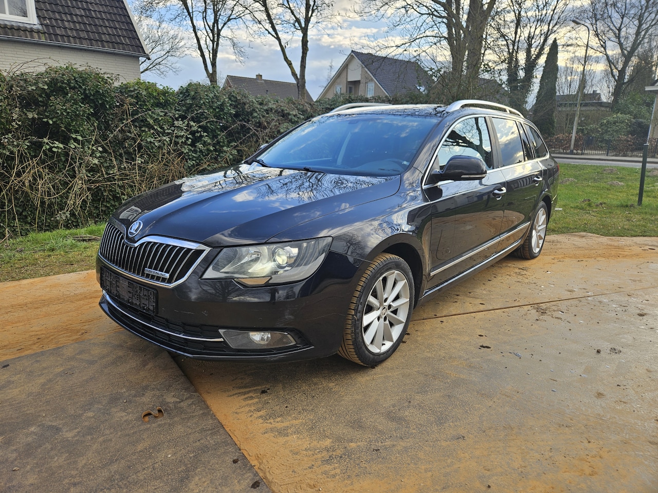 Skoda Superb Combi - 1.6 TDI Ambition Business 1.6 TDI Ambition Business - AutoWereld.nl