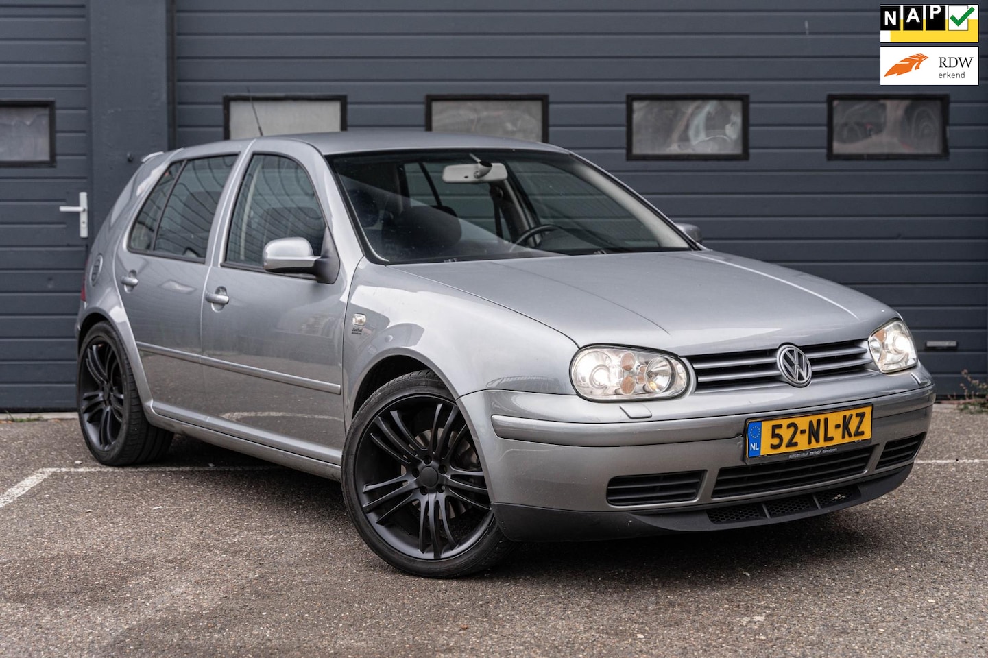 Volkswagen Golf - 2.0 Highline 2.0 Highline - AutoWereld.nl
