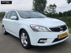 Kia Cee'd Sporty Wagon - 1.4 CVVT Seven