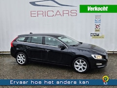 Volvo V60 - 1.6 T3 Momentum NAVI TEL LM PDC CC HALF LEER