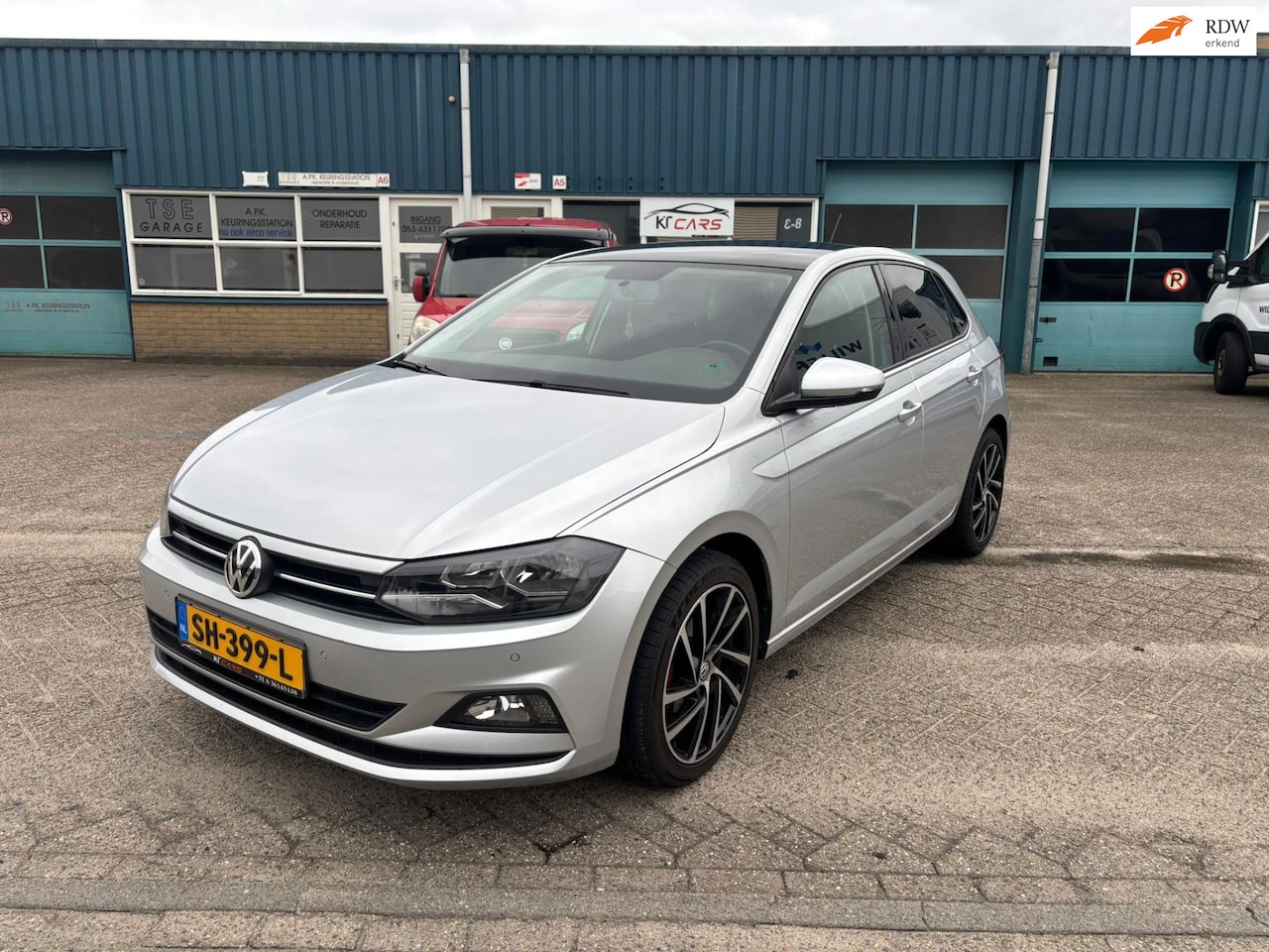 Volkswagen Polo - 1.0 TSI Comfortline | Apple Carplay | Navi | Airco | Parkersensoren achter | LM Velgen | C - AutoWereld.nl
