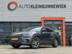 Lexus LBX - Business Line 2WD / NIEUW MEI 2025 / Stoelverwarming / AppleCarplay/AndroidAuto / Keyles s