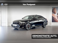 BMW 3-serie - Sedan 330e | M Sport | Glazen Schuif-/kanteldak | Head-up Display | Comfort Access | Trekh