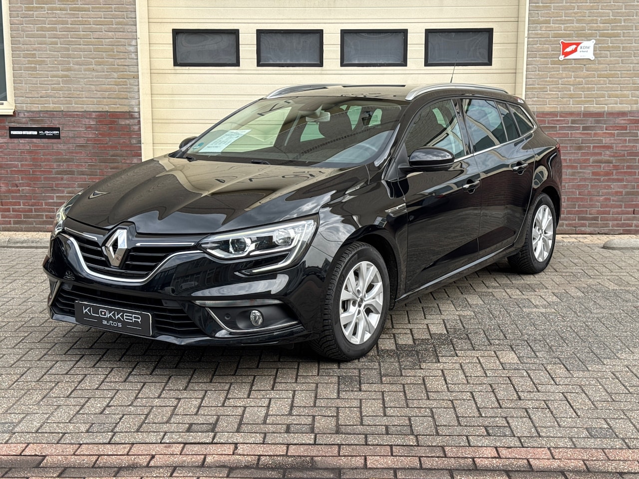 Renault Mégane Estate - 1.3 TCe Limited 12 Maanden garantie | Dealer ondh. - AutoWereld.nl
