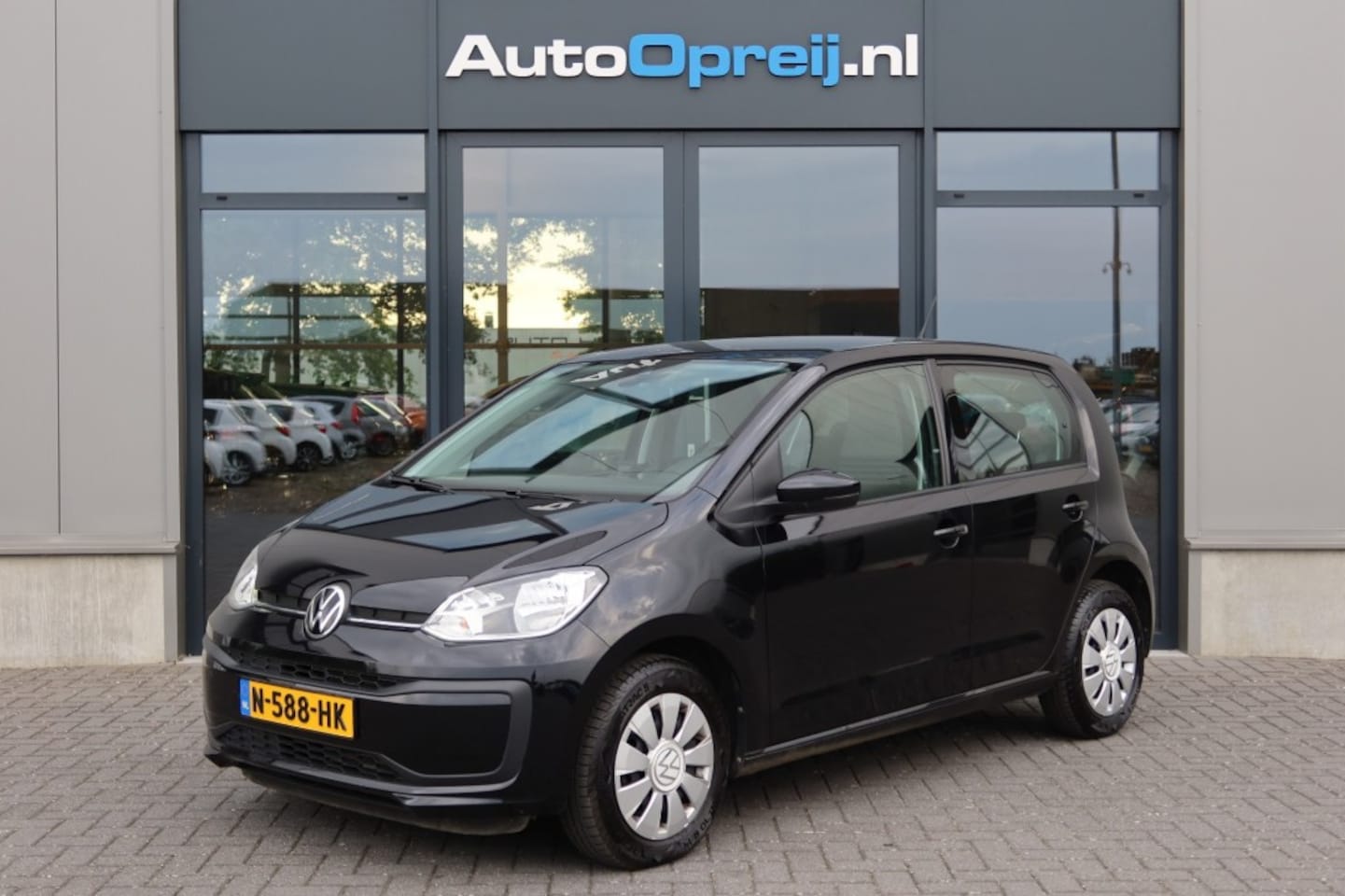 Volkswagen Up! - 1.0i 5drs. Airco - AutoWereld.nl