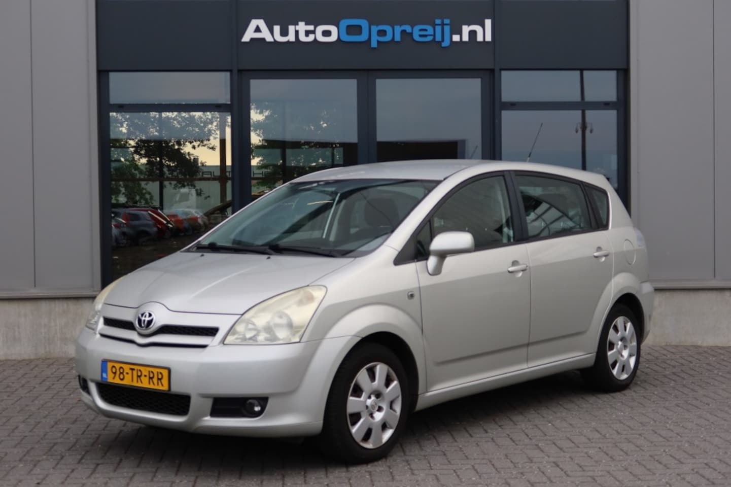 Toyota Verso - 1.8 VVT-I Sol AUTOMAAT 7personen Clima, Cruise, Trekhaak - AutoWereld.nl