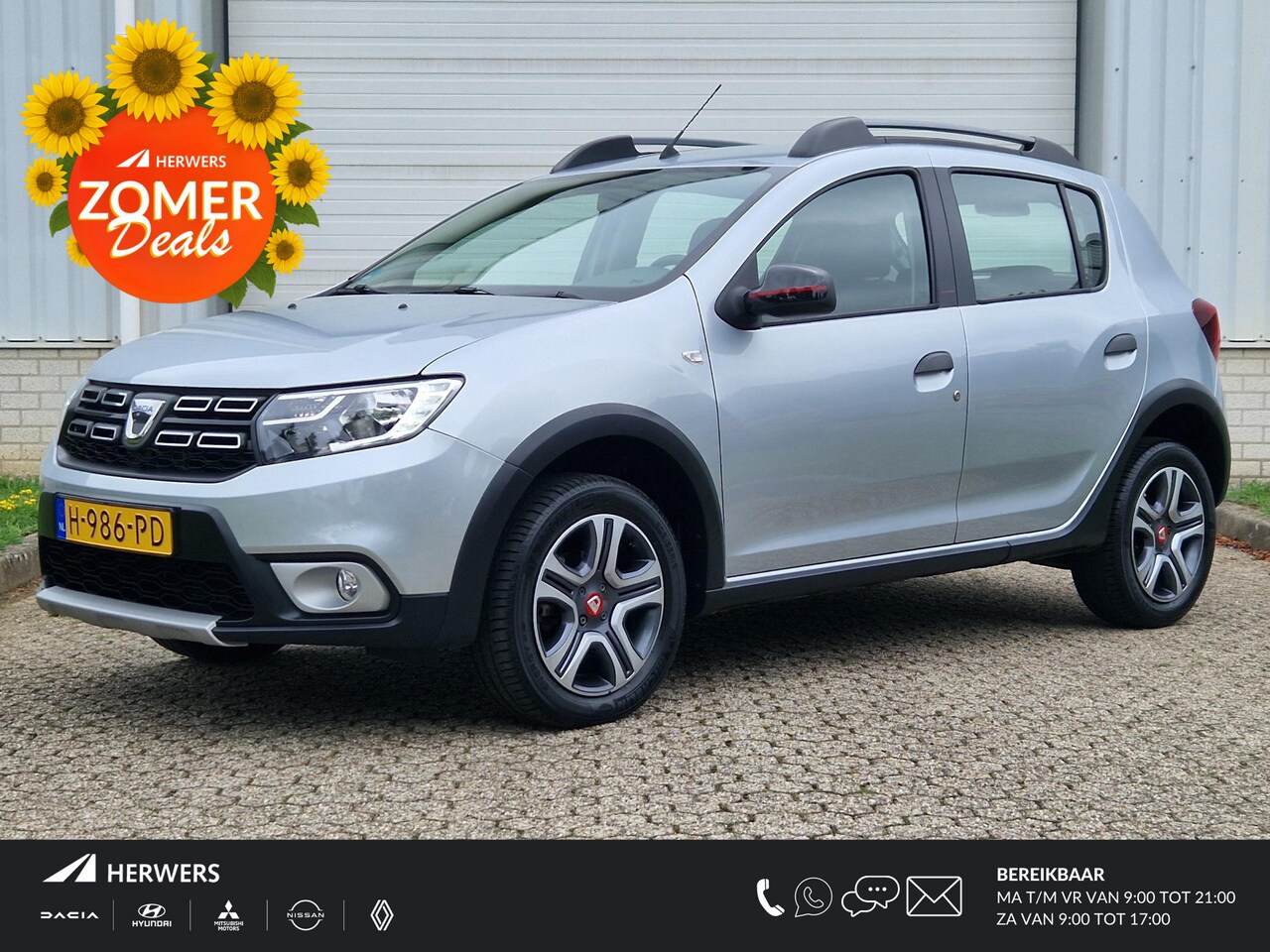 Dacia Sandero - 0.9 TCe Tech Road / Dealer Onderhouden / Trekhaak / Apple Carplay & Android Auto / Achterr - AutoWereld.nl