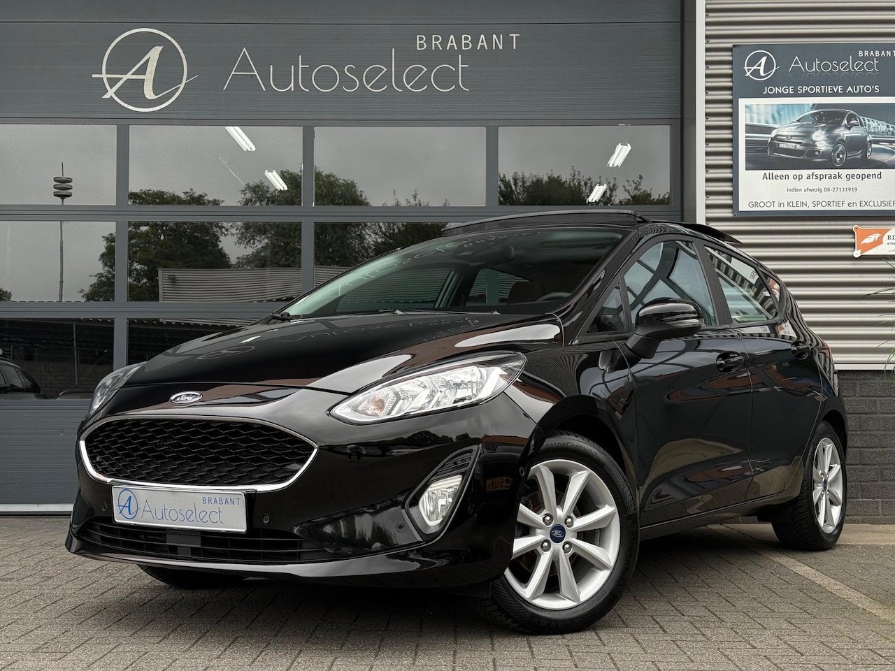 Ford Fiesta - 1.0 EcoBoost Titanium Pano CarPlay Cruise - AutoWereld.nl