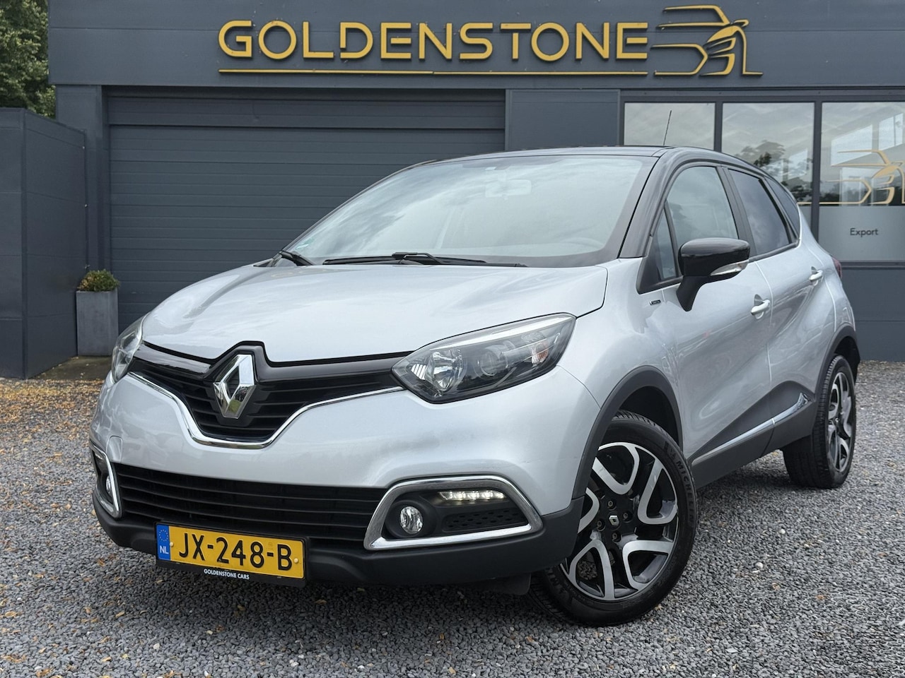 Renault Captur - 1.2 TCe Limited 1e Eigenaar,Automaat,Trekhaak,120pk,Airco,Cruise,Pdc,Lm velgen,Apk tot 04- - AutoWereld.nl