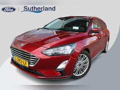 Ford Focus Wagon - 1.0 EcoBoost 125 PK Titanium Business | Winterpack | 17 Inch Lichtmetalen Velgen | Privacy