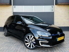 Volkswagen Golf - 1.4 TSI DSG GTE 2015|18 Inch|Sport|Camera|