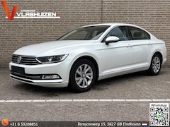 Volkswagen Passat - 1.6 TDI Connected Series | € 8.950, - NETTO | Climate | Cruise | Navi | PDC |
