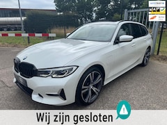 BMW 3-serie Touring - 330e xDrive High Executive Laser Pano 360Cam MEGA VOL