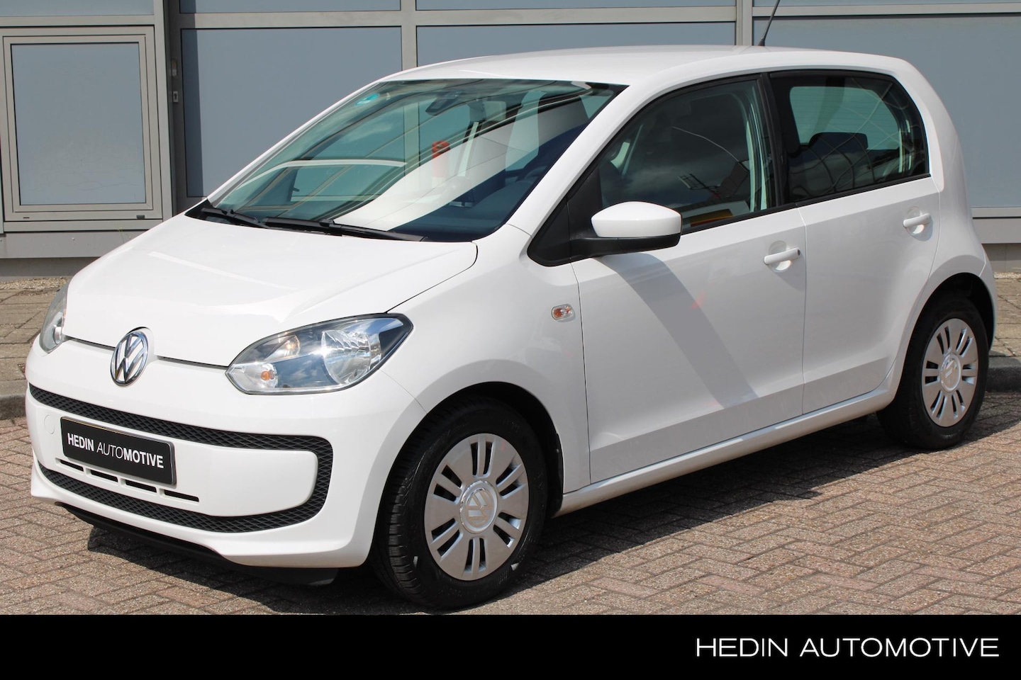 Volkswagen Up! - 1.0 move up! BlueMotion | Navigatie | Airco | Dealer Onderhouden | All Season Banden - AutoWereld.nl
