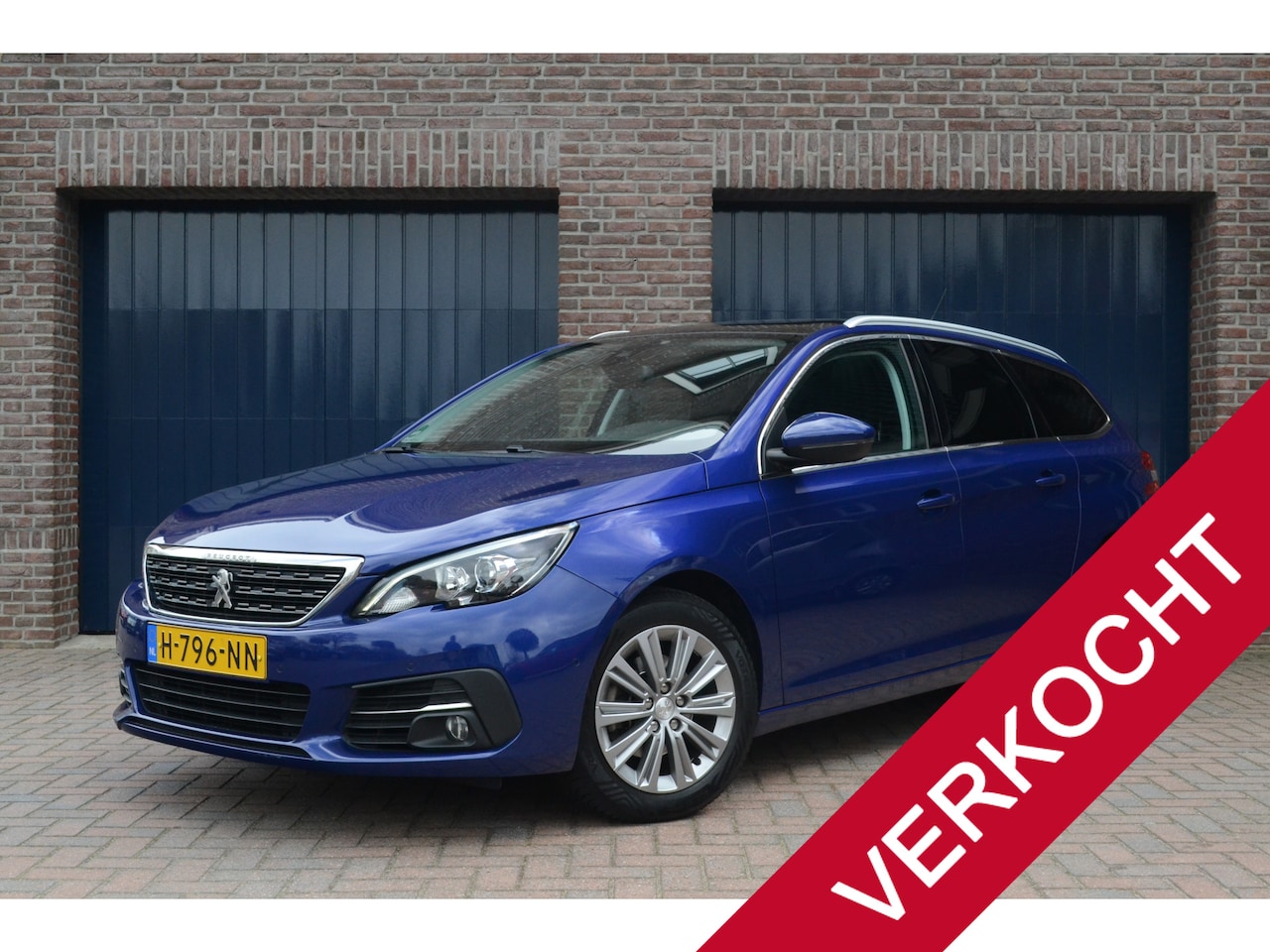 Peugeot 308 SW - 1.2 PureTech Blue Lease Premium | Camera | Panoramadak | Massagestoel | Cruise | Carplay/A - AutoWereld.nl