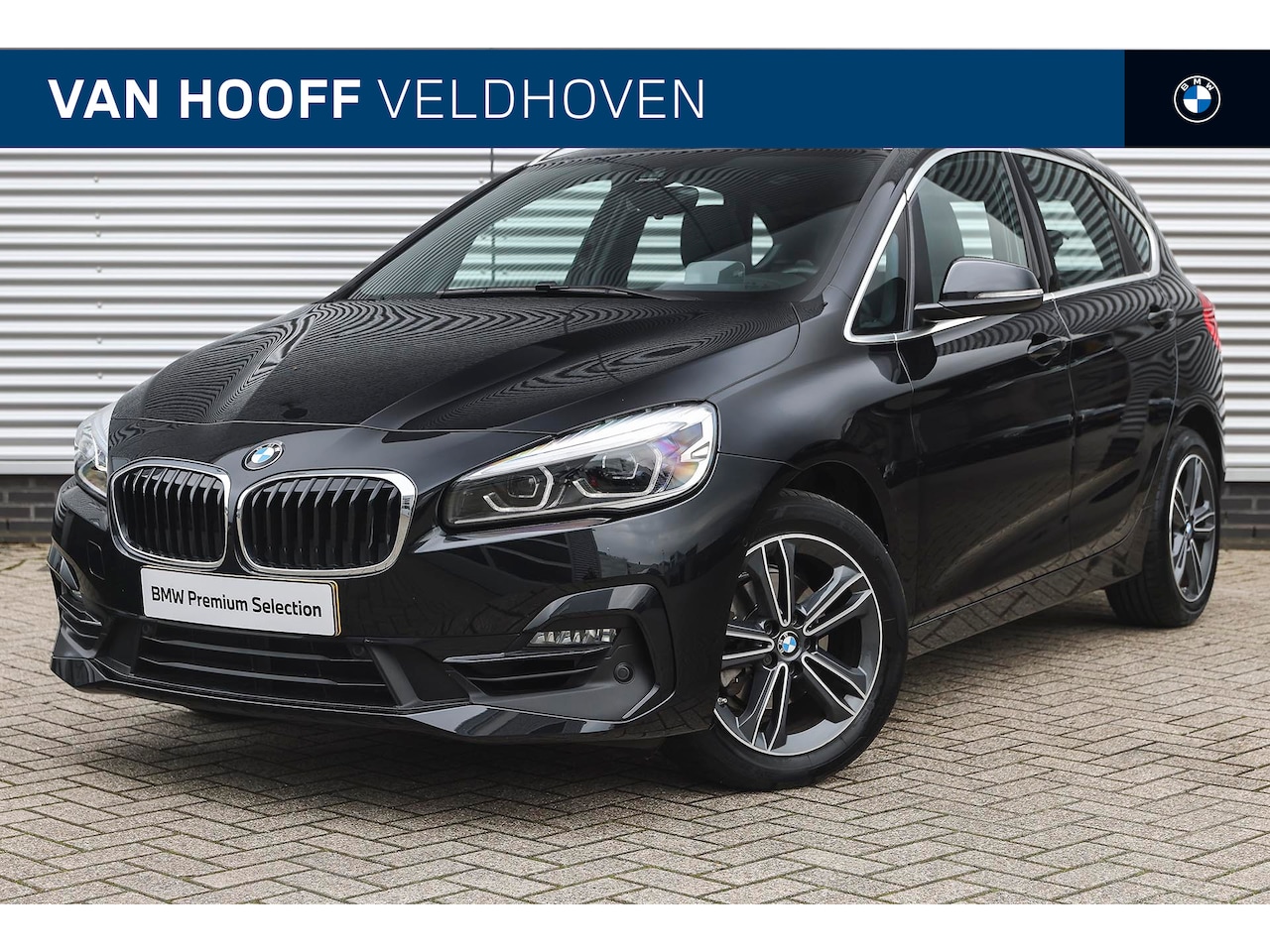 BMW 2-serie Active Tourer - 218i High Executive Sport Line Automaat / Panoramadak / Trekhaak / Achteruitrijcamera / Sp - AutoWereld.nl