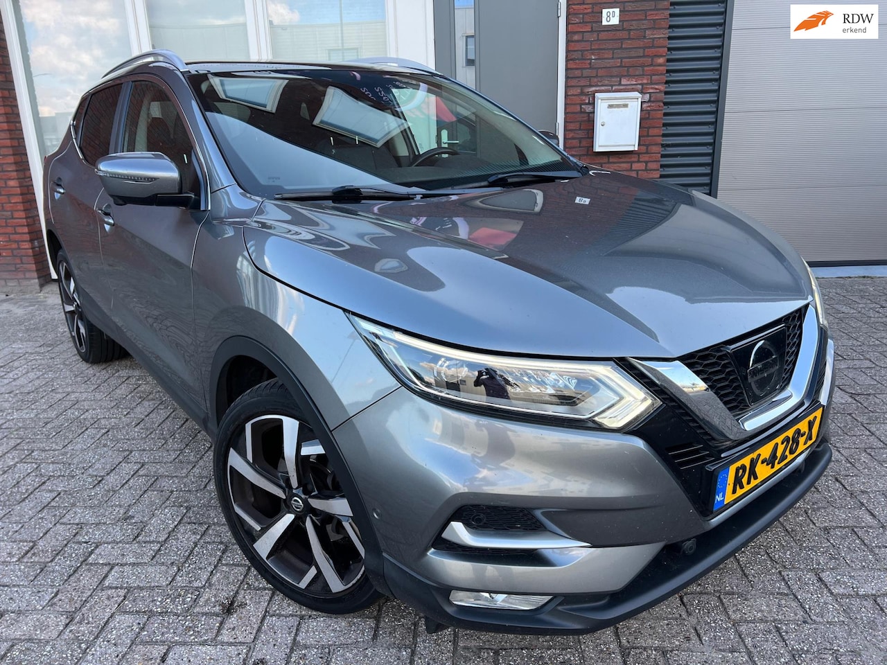 Nissan Qashqai - 1.2 Tekna + / Pano / Leder / Camera / DAB / Navi / AUT - AutoWereld.nl