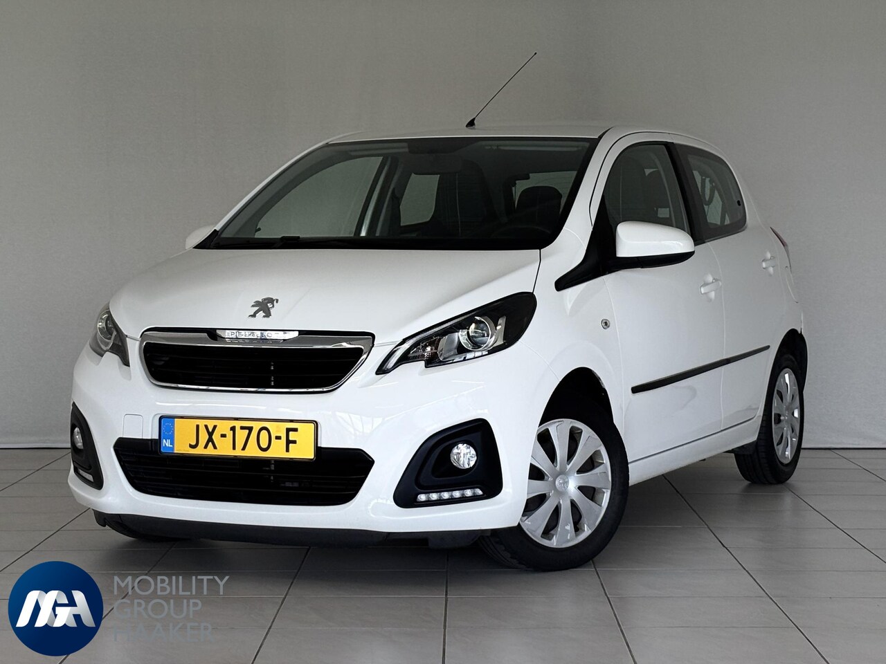 Peugeot 108 - 1.0 e-VTi Active | Airconditioning | Bluetooth | 5-Deurs | Goed Onderhouden - AutoWereld.nl