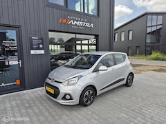 Hyundai i10 - 1.0i i-Motion Comfort Plus|Airco|Cruise|5Drs|Lage km stand|
