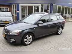 Kia Cee'd Sporty Wagon - 1.4 CVVT Seven