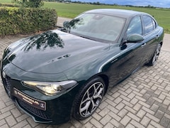 Alfa Romeo Giulia - 2.0 T AWD Veloce 280 PK Verde Visconti Actieve Schokdempers