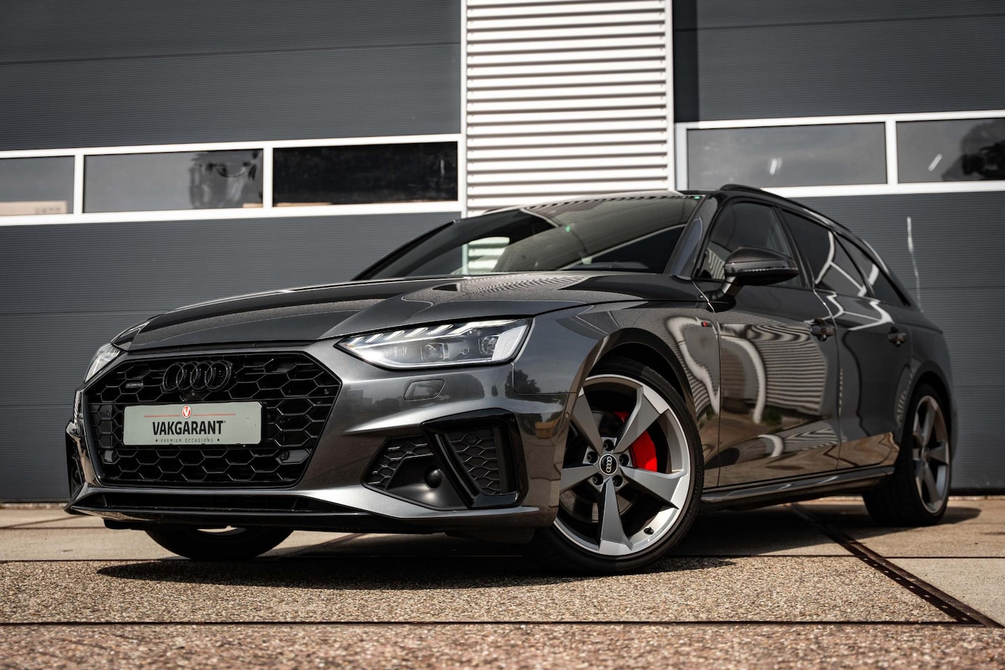 Audi A4 Avant - 45 TFSI quattro S edition Competition |RS Zetels |Pano |360° |Massage |B&O |Head-up |Sfeer - AutoWereld.nl
