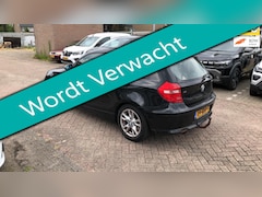 BMW 1-serie - 118i 5-deurs 143pk Clima Cruise Trekhaak 1200kg Historie