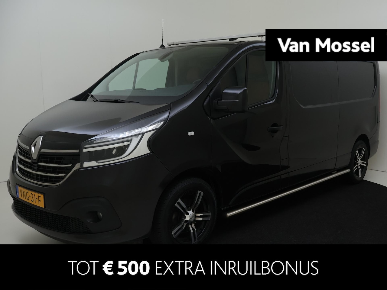 Renault Trafic - 2.0 dCi 145 T29 L2H1 Luxe | Bruin Leder Interieur | Betimmering | Trekhaak | LM velgen | S - AutoWereld.nl